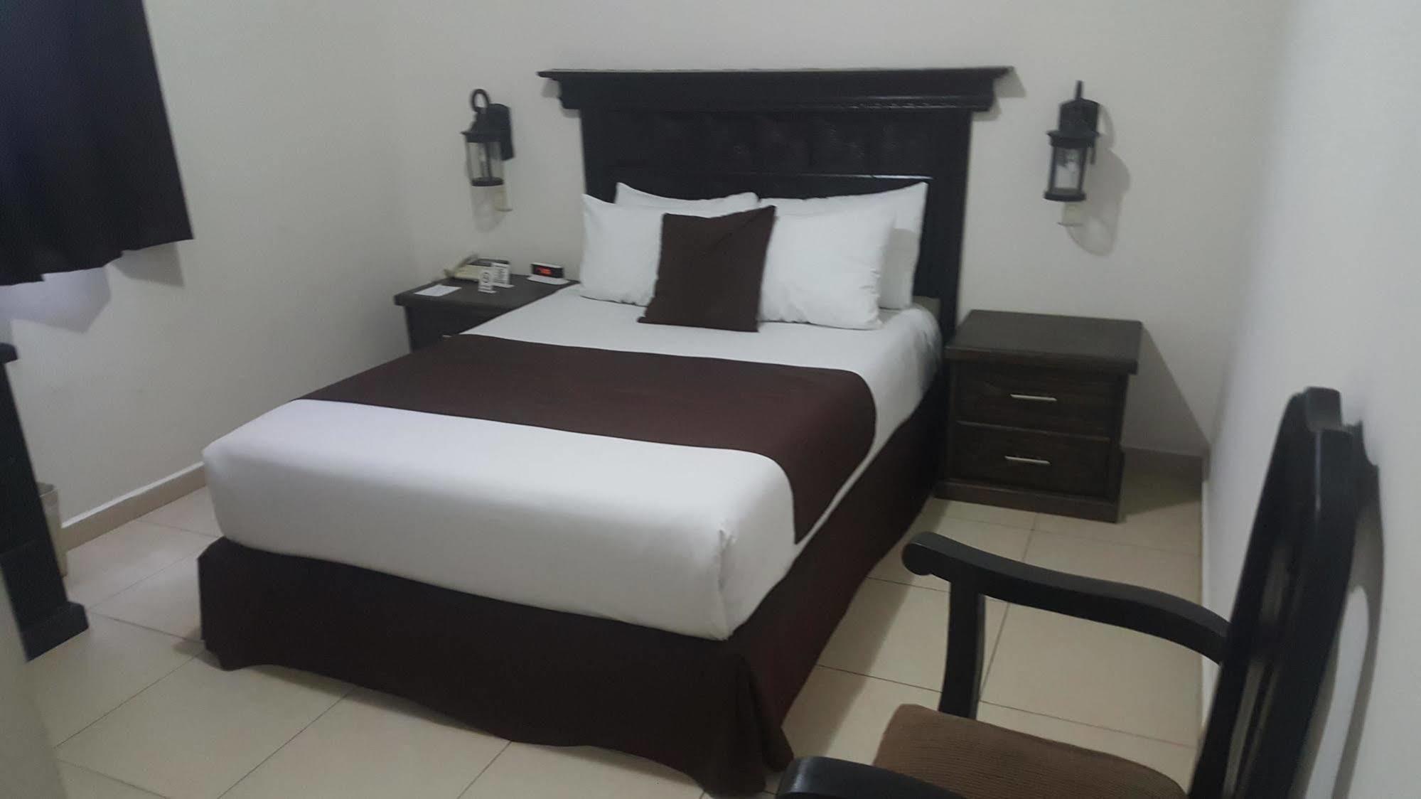 Hotel Go Inn Monclova Kültér fotó