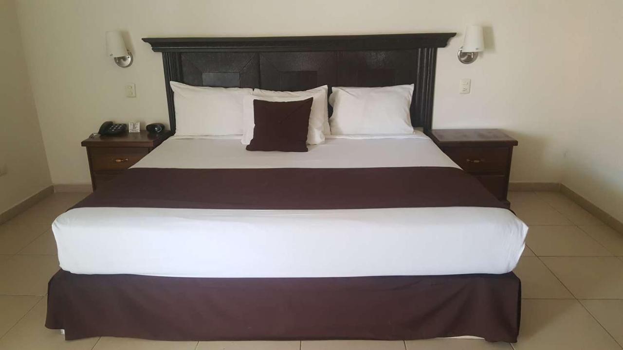 Hotel Go Inn Monclova Kültér fotó